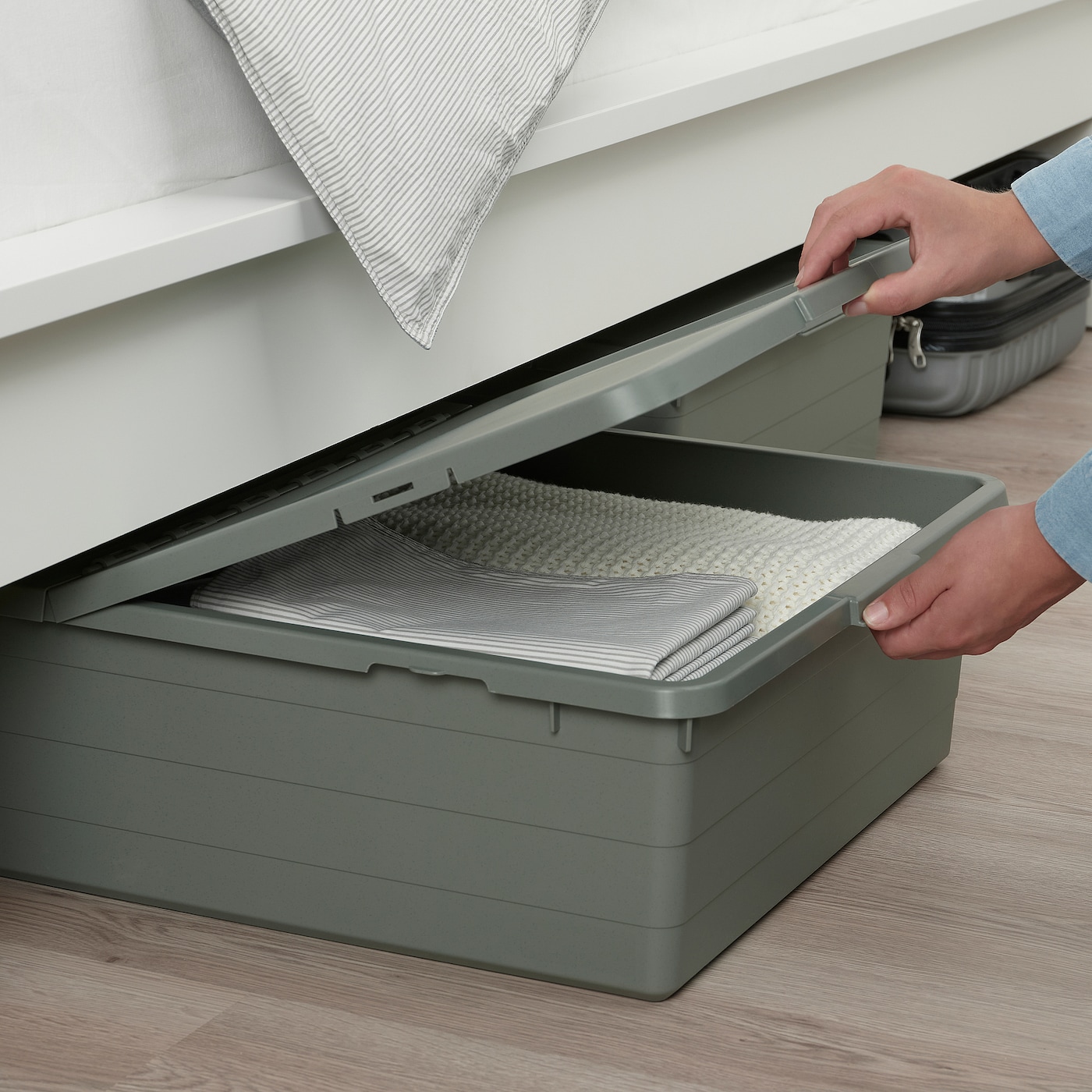 Flat storage boxes with lids hotsell