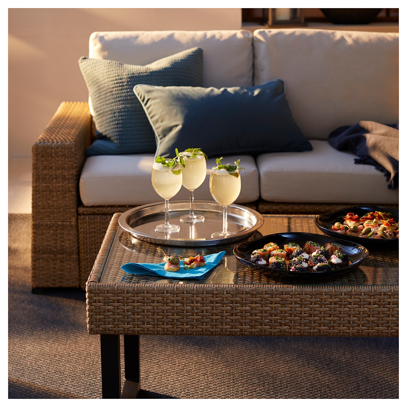 コーヒーテーブル　IKEA SOLLERON SOLLERÖN coffee table, outdoor anthracite/brown - IKEA