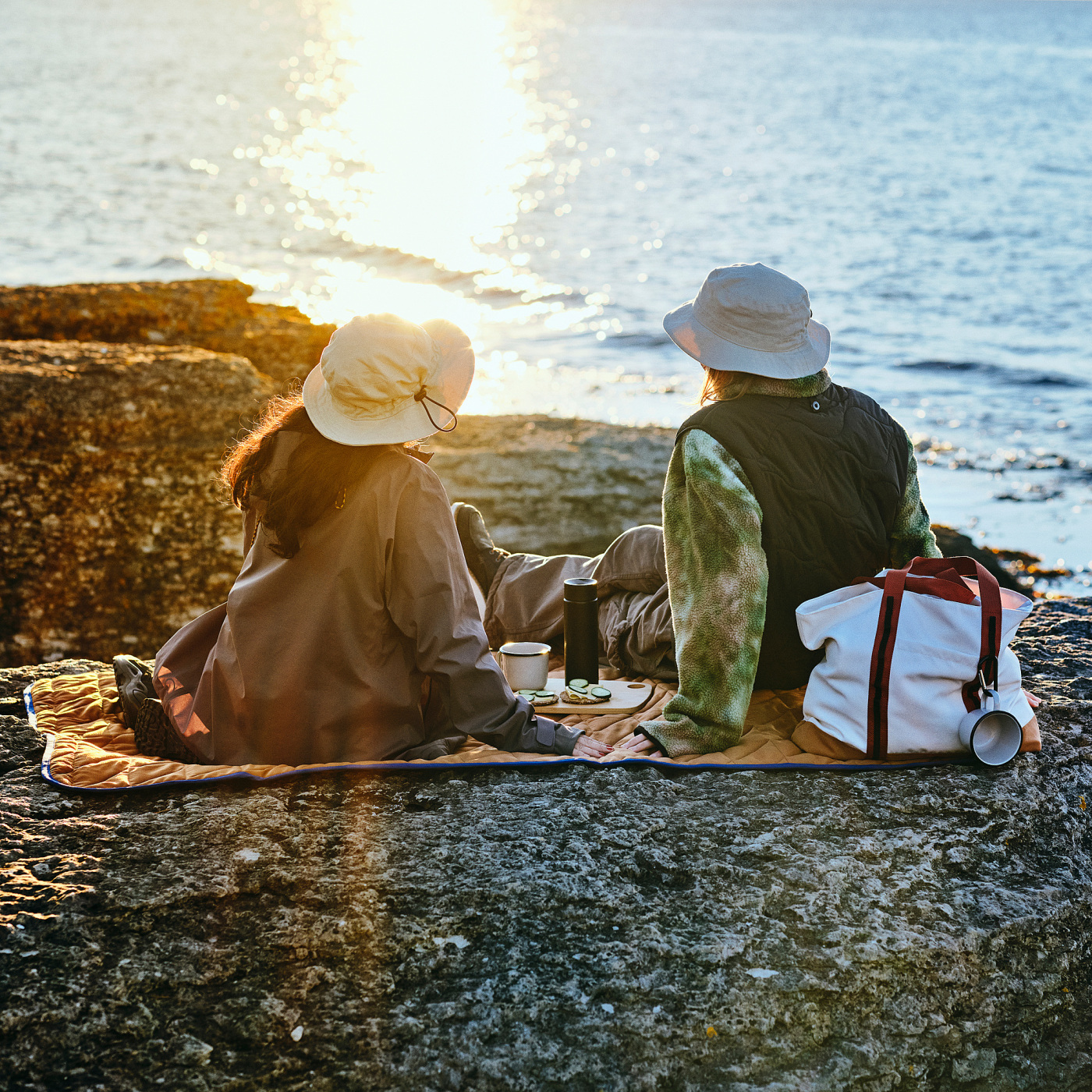 SOLUPPGÅNG picnic blanket brown - IKEA