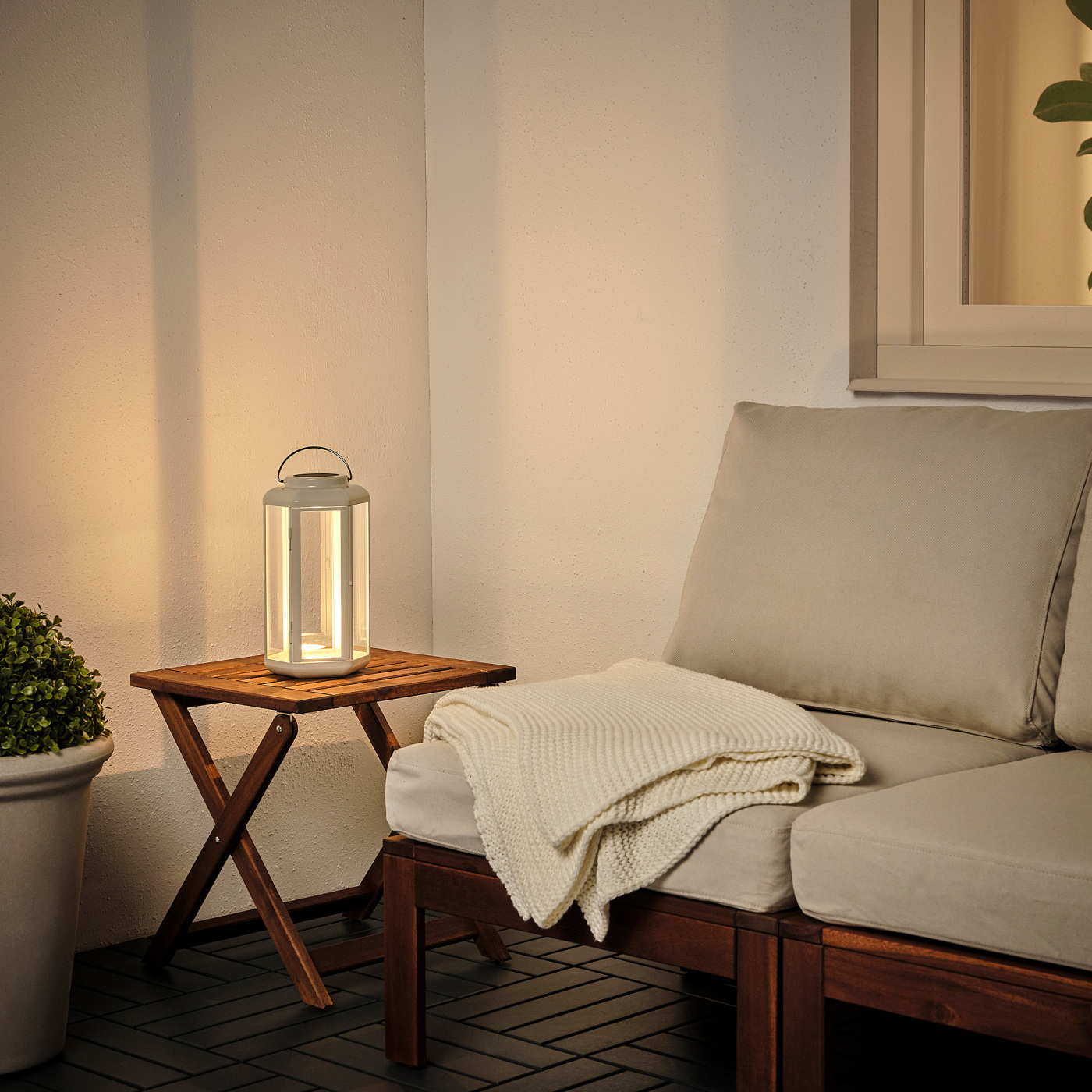 SOLVINDEN LED solar-powered table lamp lantern/beige - IKEA