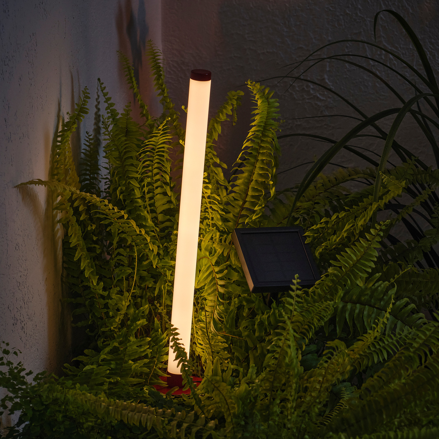 SOLVINDEN solar-powered ground stick red - IKEA