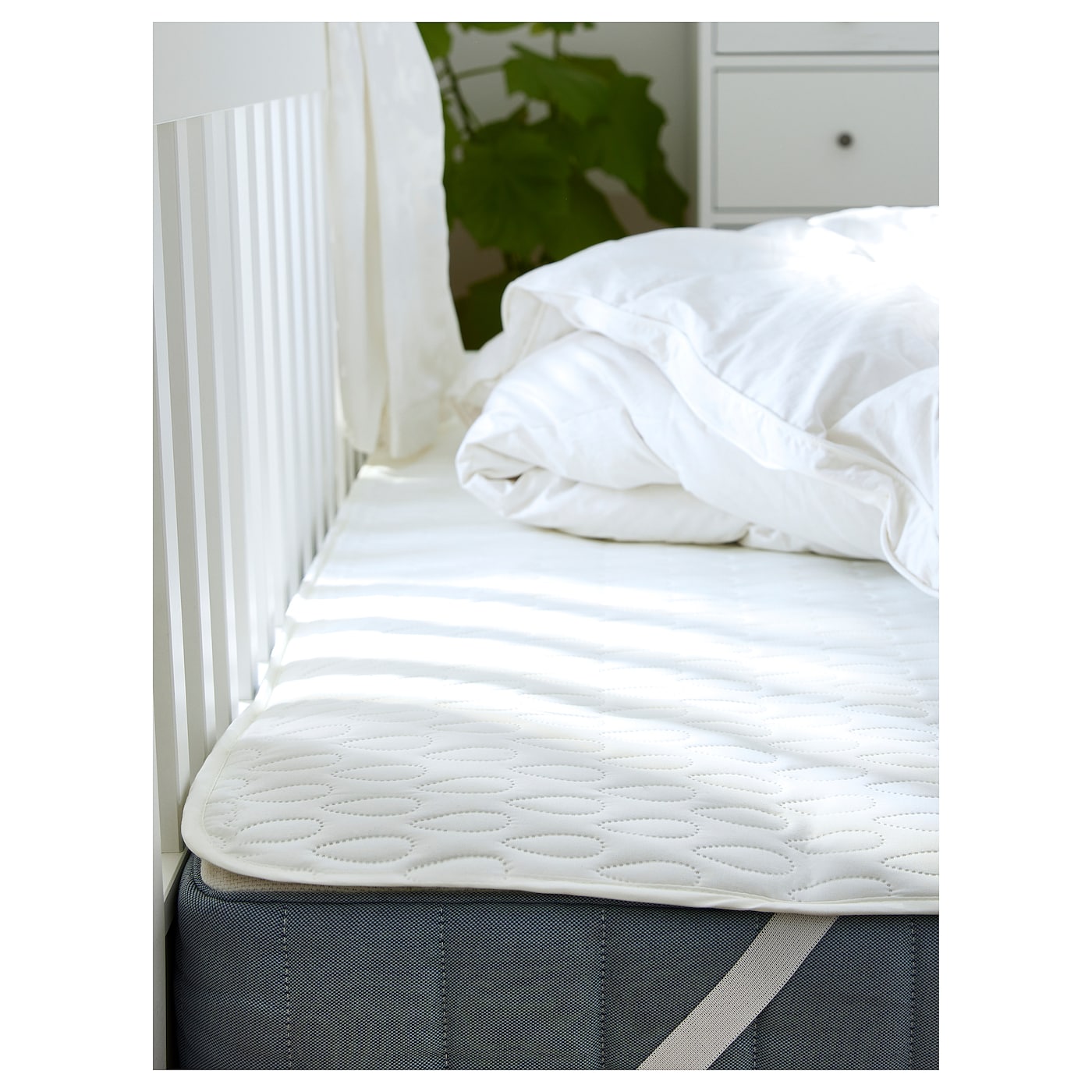 Ikea lenast mattress protector best sale