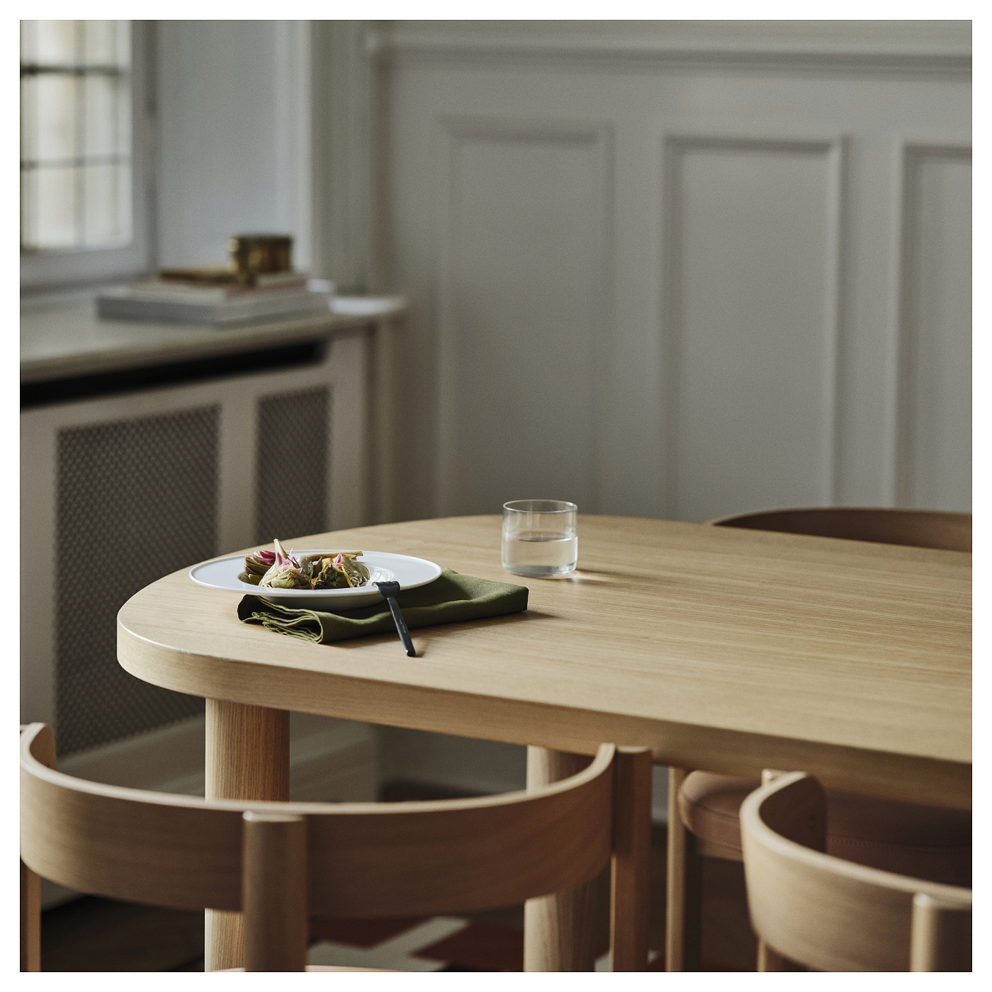 STOCKHOLM 2025 / STOCKHOLM 2025 table and 6 chairs oak veneer/oak