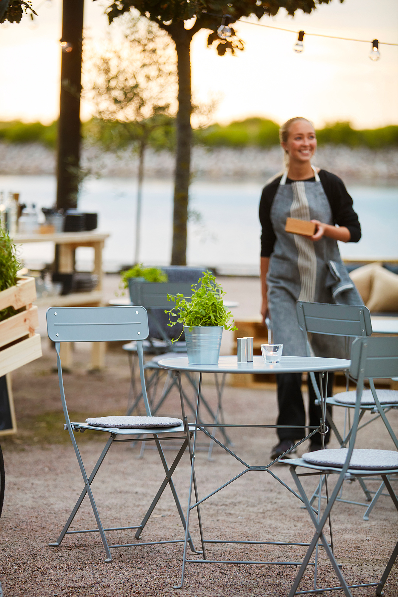 SUNDSÖ table, outdoor grey - IKEA