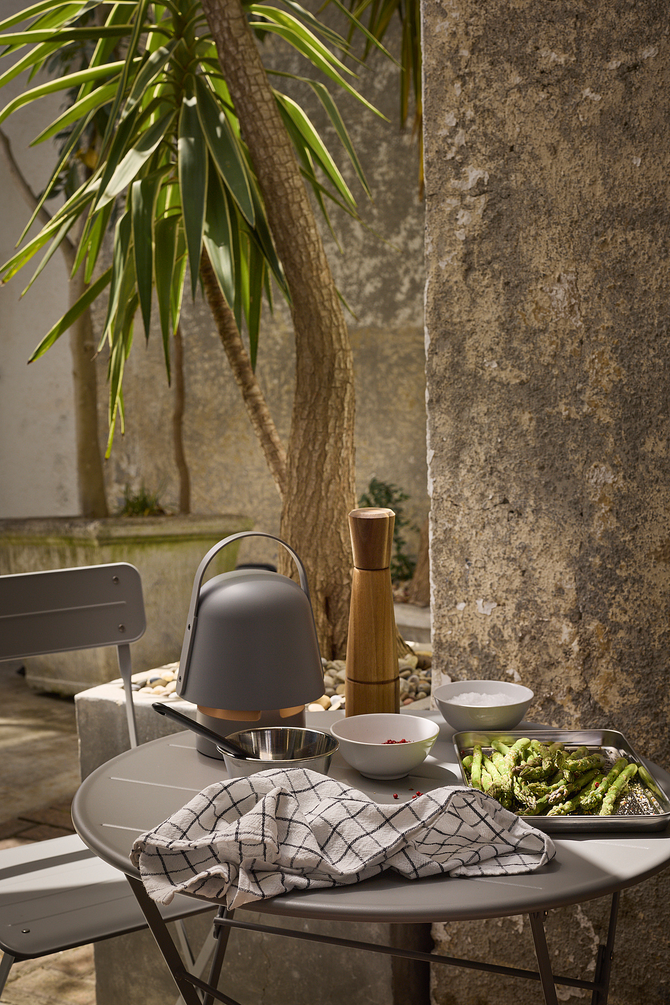SUNDSÖ table, outdoor grey - IKEA