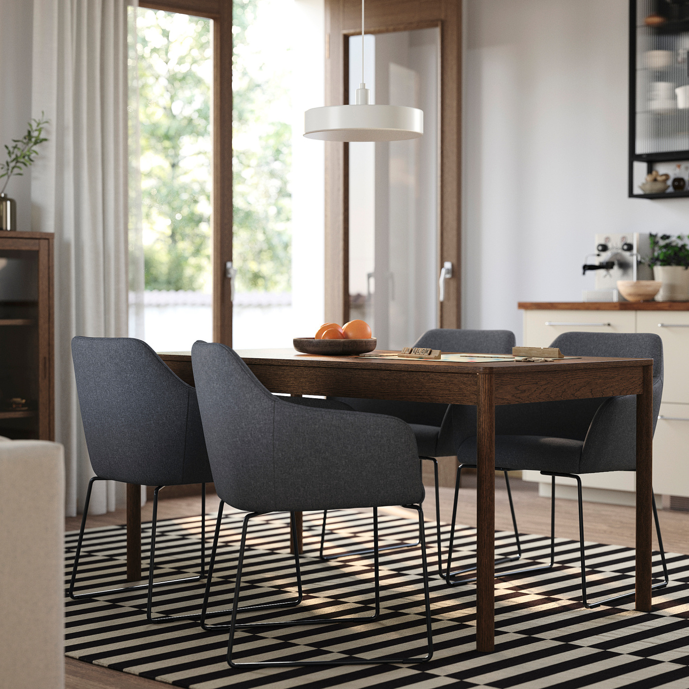 TONSTAD / TOSSBERG table and 4 chairs brown oak veneer/Gunnared