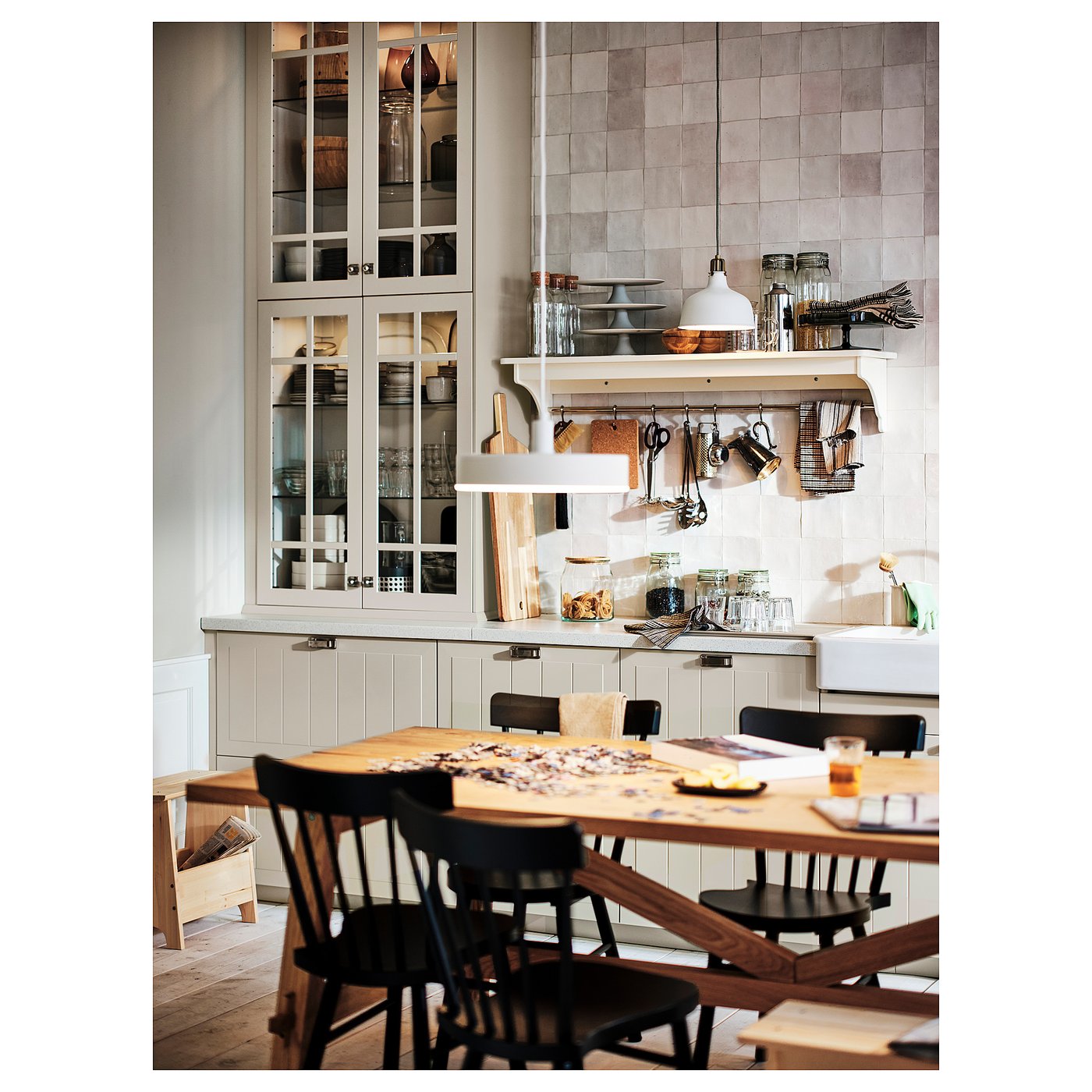 つる【IKEA】TORNVIKEN TORNVIKEN wall shelf off-white - IKEA