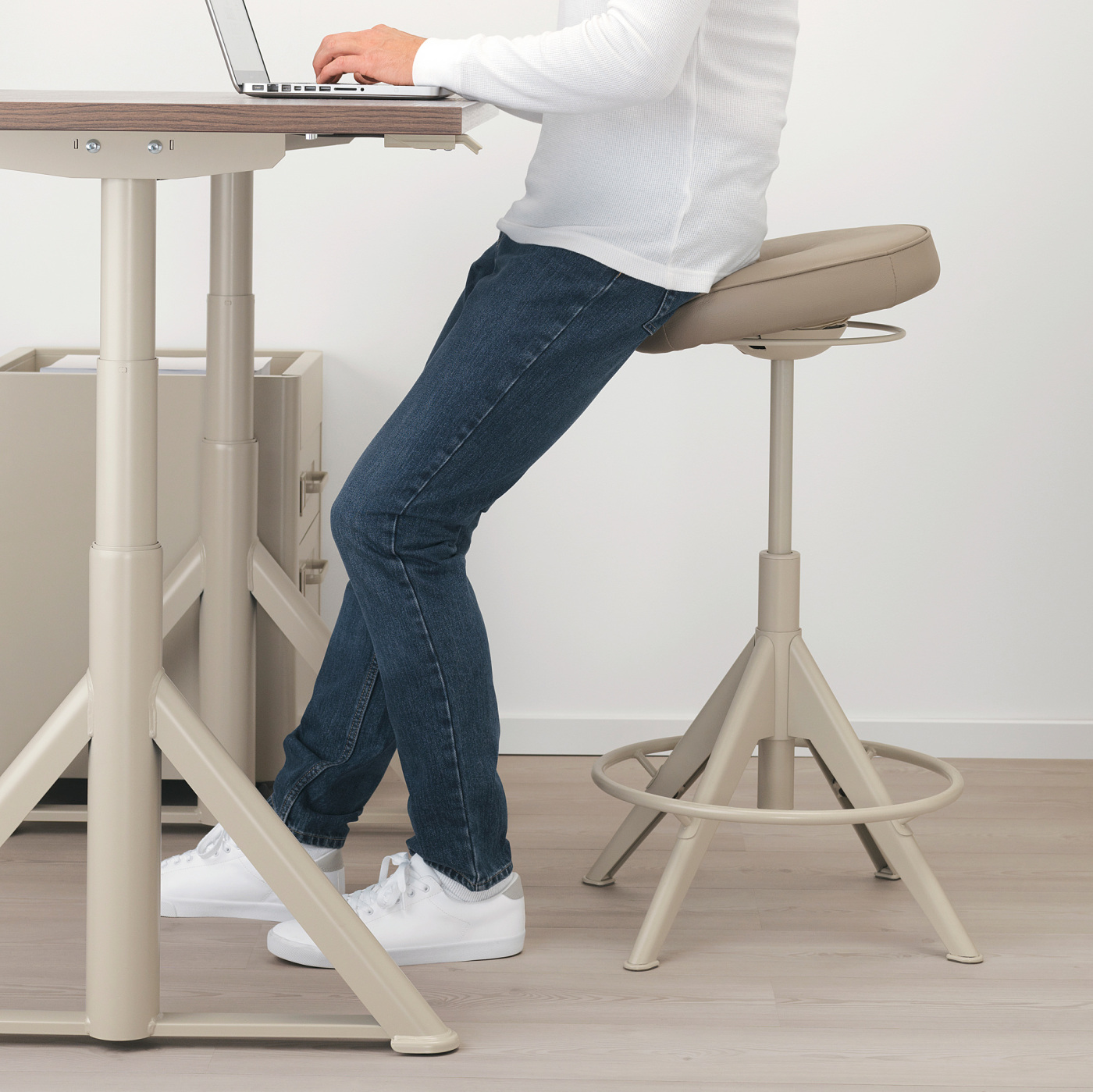 active TROLLBERGET 上下スライドチェア TROLLBERGET 【格安】IKEA sit/stand IKEA - beige Grann support デスクチェア