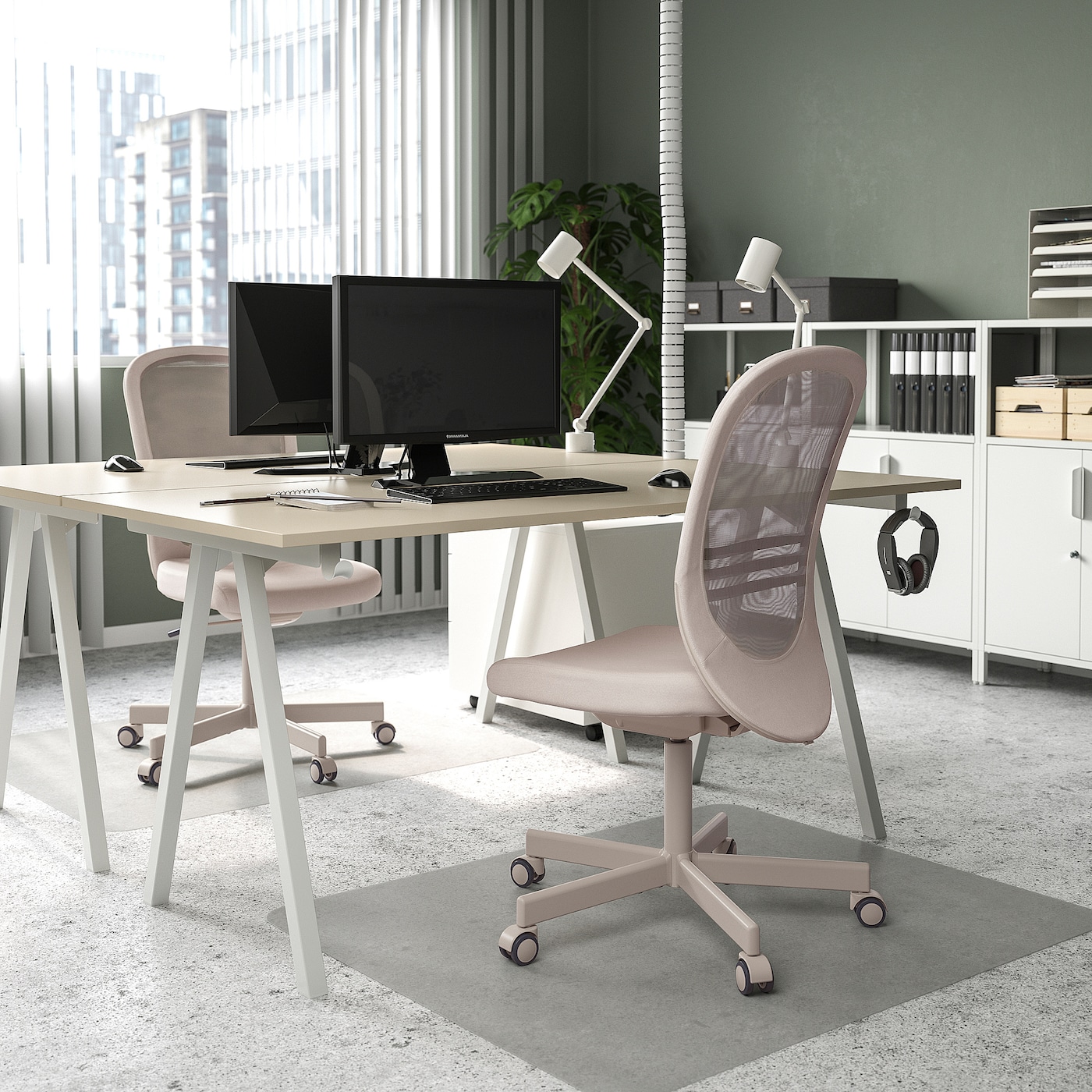 TROTTEN ベージュ　IKEA 120x60cm 1年使用 TROTTEN desk beige/white - IKEA
