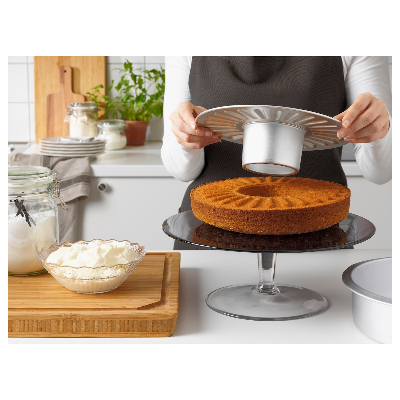 食器 cake VARDAGEN loose-base cake tin silver-colour - IKEA