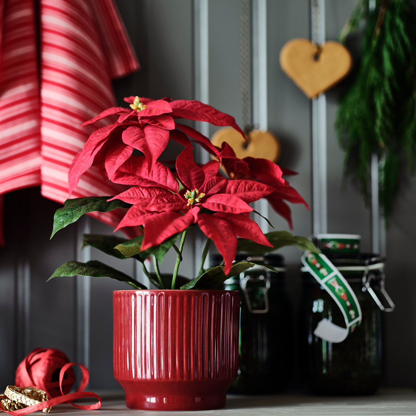 VINTERFINT plant pot in/outdoor/red - IKEA VINTERFINT plant pot in/outdoor/red - IKEA
