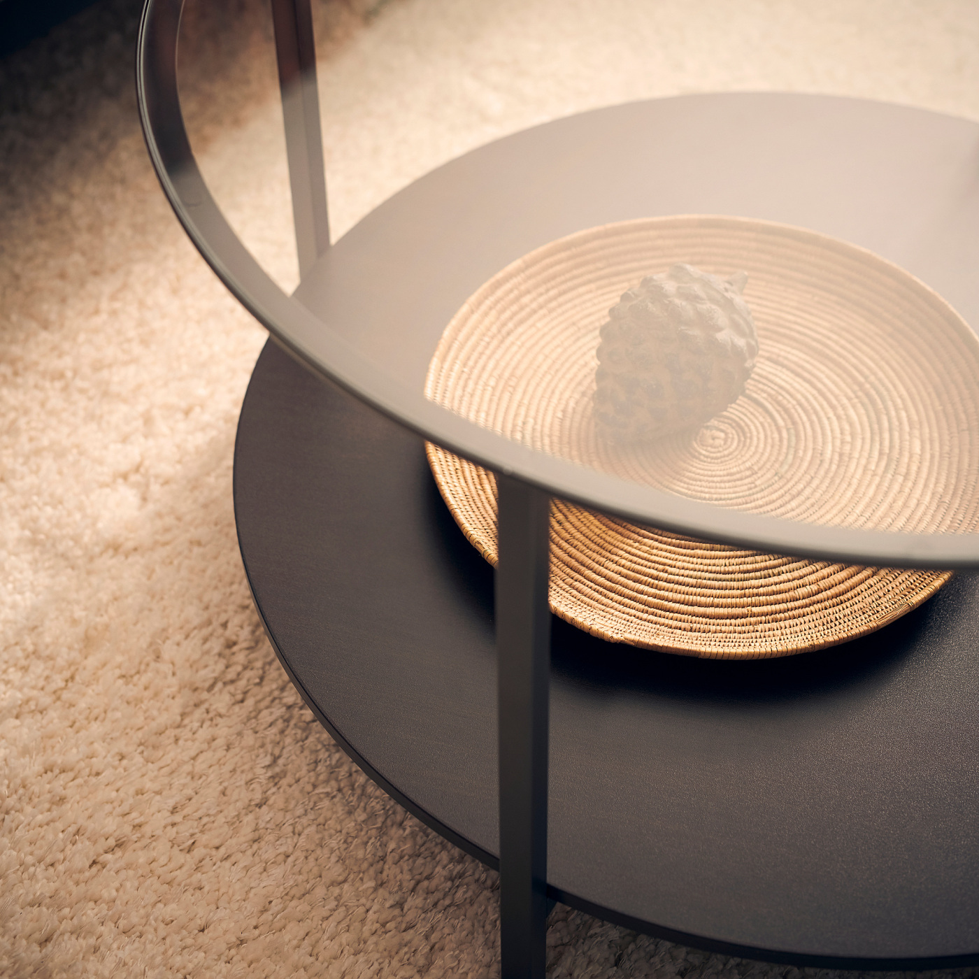 ぺつぺい VITTSJÖ coffee table black-brown/glass - IKEA
