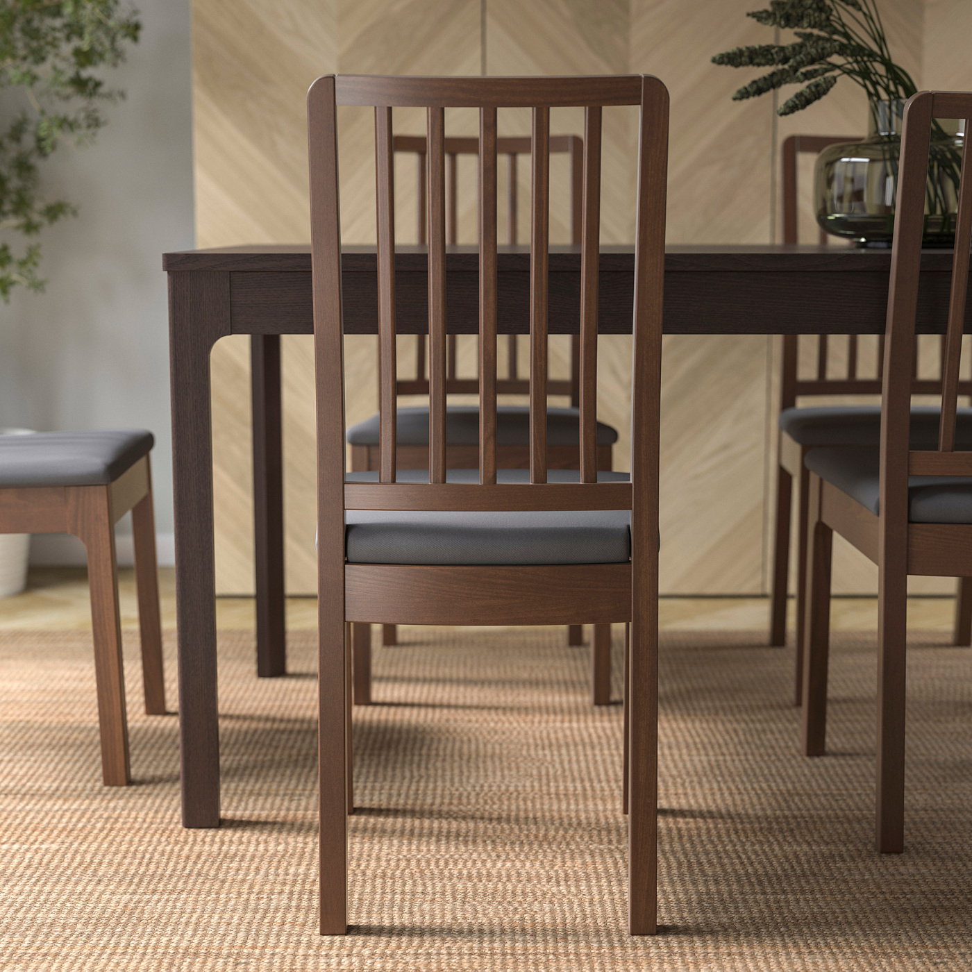 EKEDALEN 伊克多兰椅子褐色/哈克波深灰色- IKEA