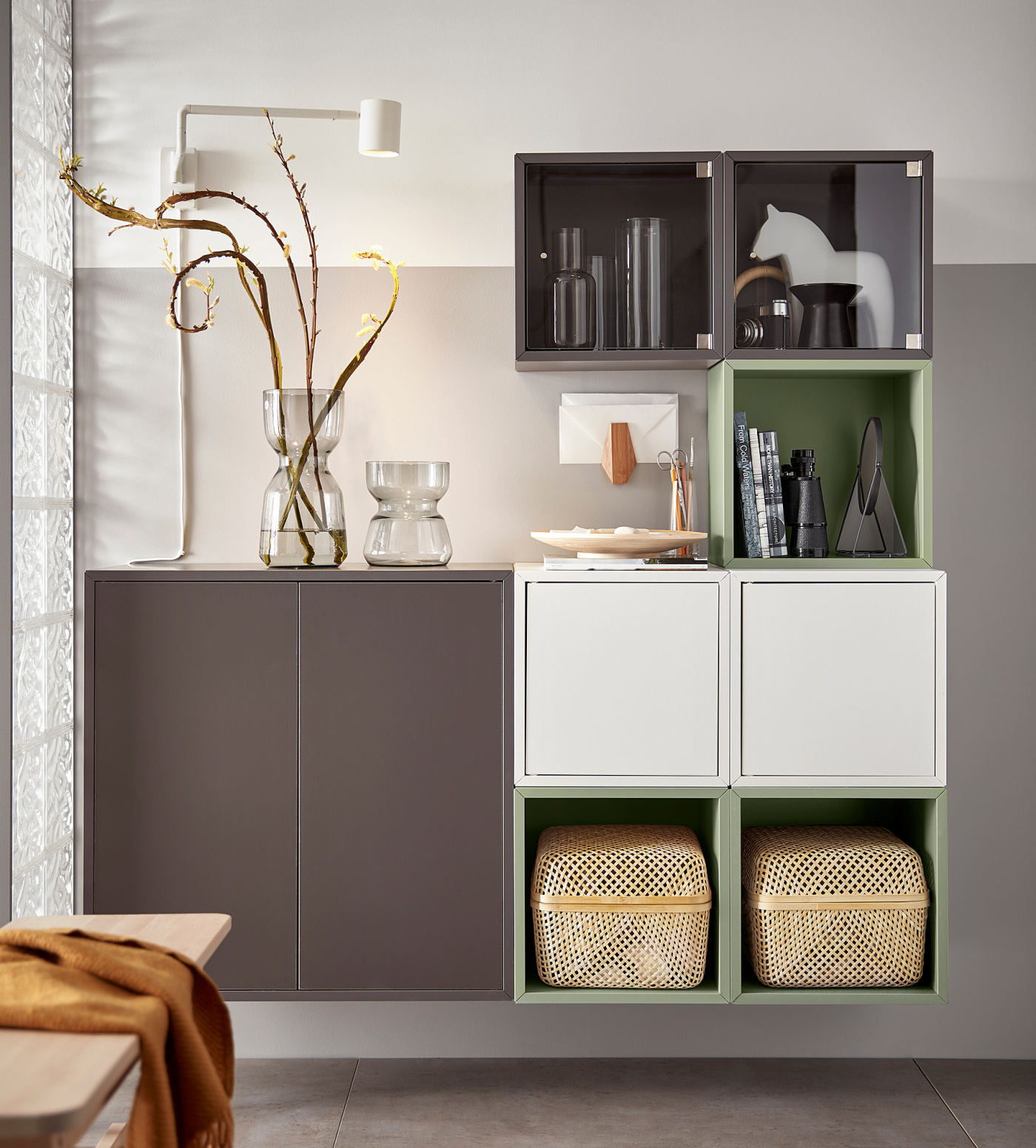 ins-image