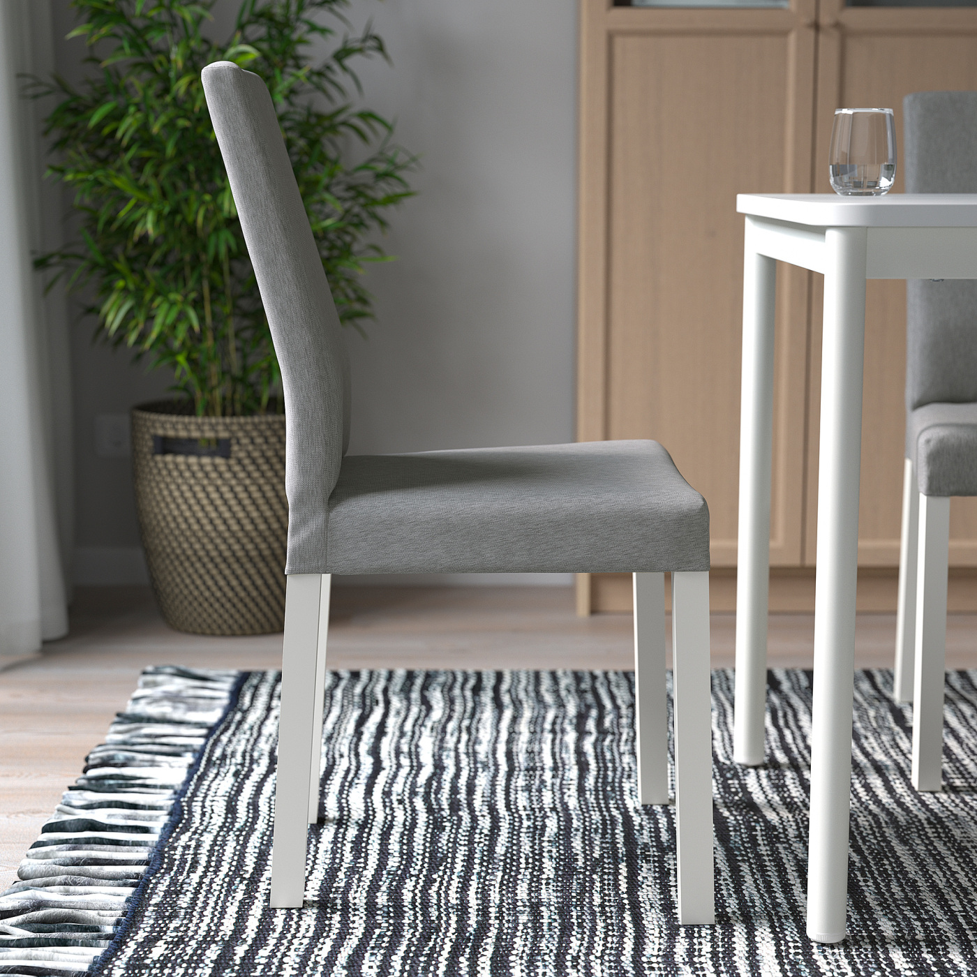 KÄTTIL 凯迪尔椅子白色/基尼萨淡灰色- IKEA
