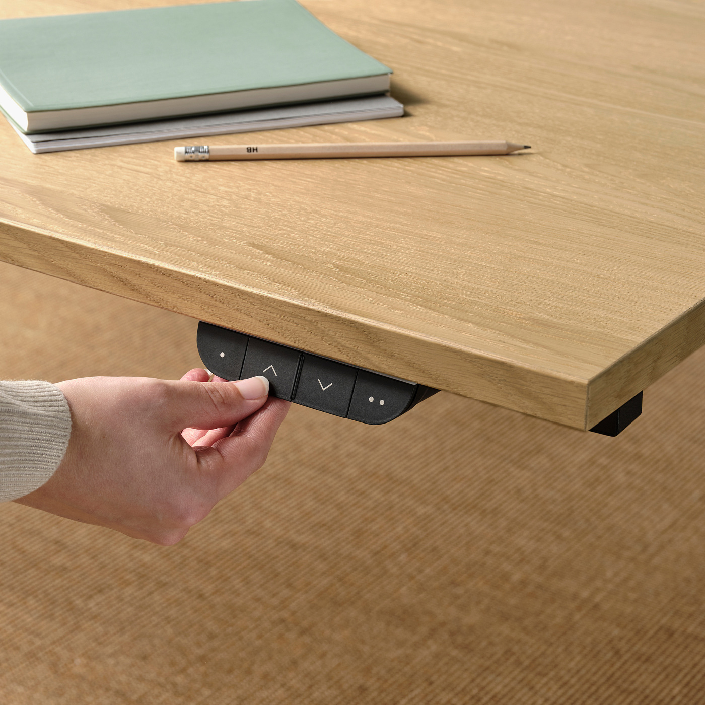 MITTZON 米特丛坐/站两用式办公桌电动橡木贴面/黑色- IKEA