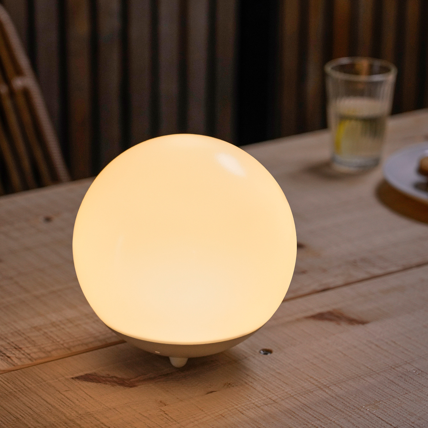 小白家　橙影　贝壳光 SOLVINDEN 索文顿LED太阳能落地灯户外产品/球形白色- IKEA