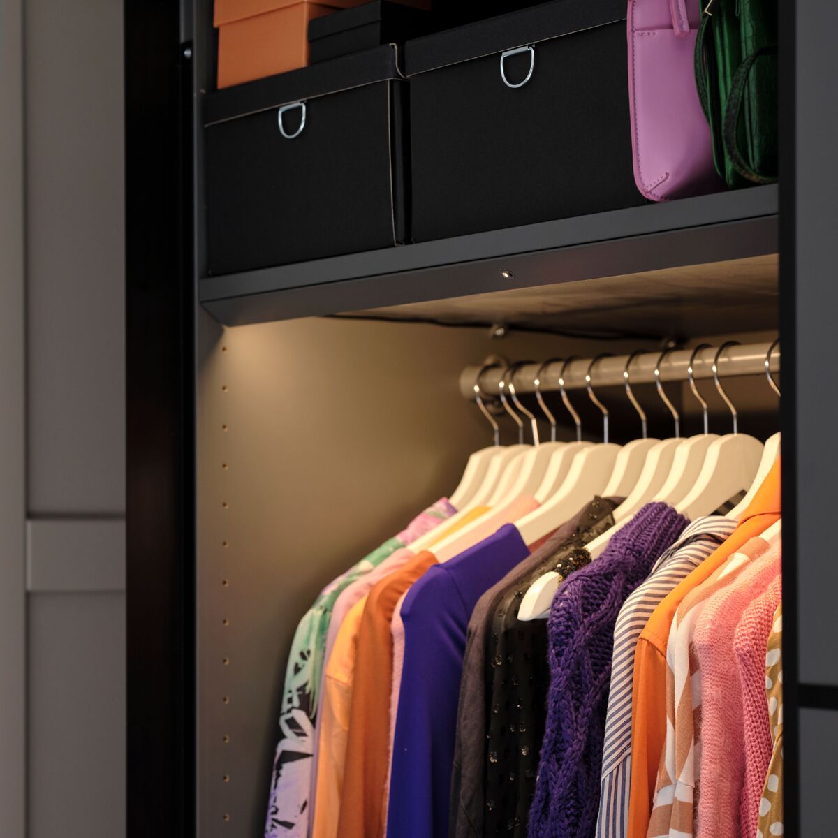 ins-image