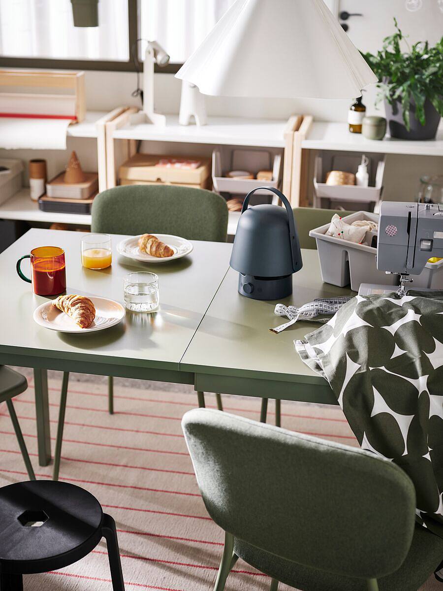 VIHALS extendable table green - IKEA
