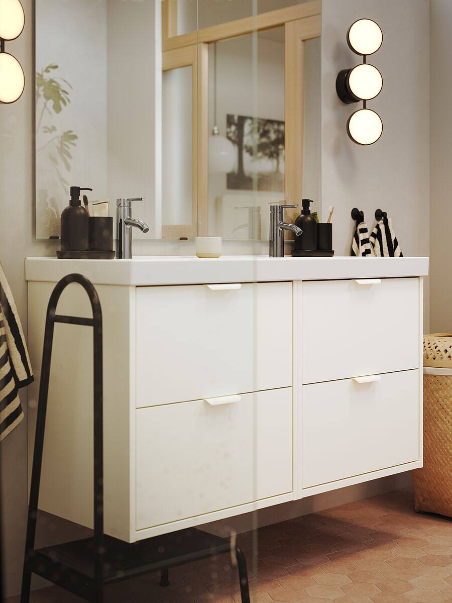 ins-image