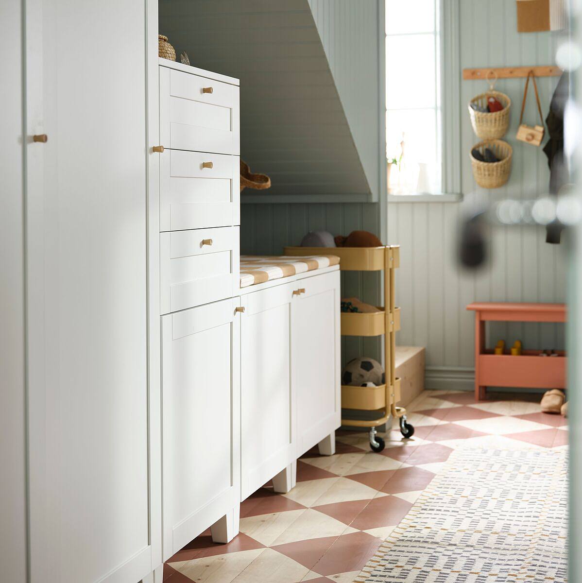 ins-image