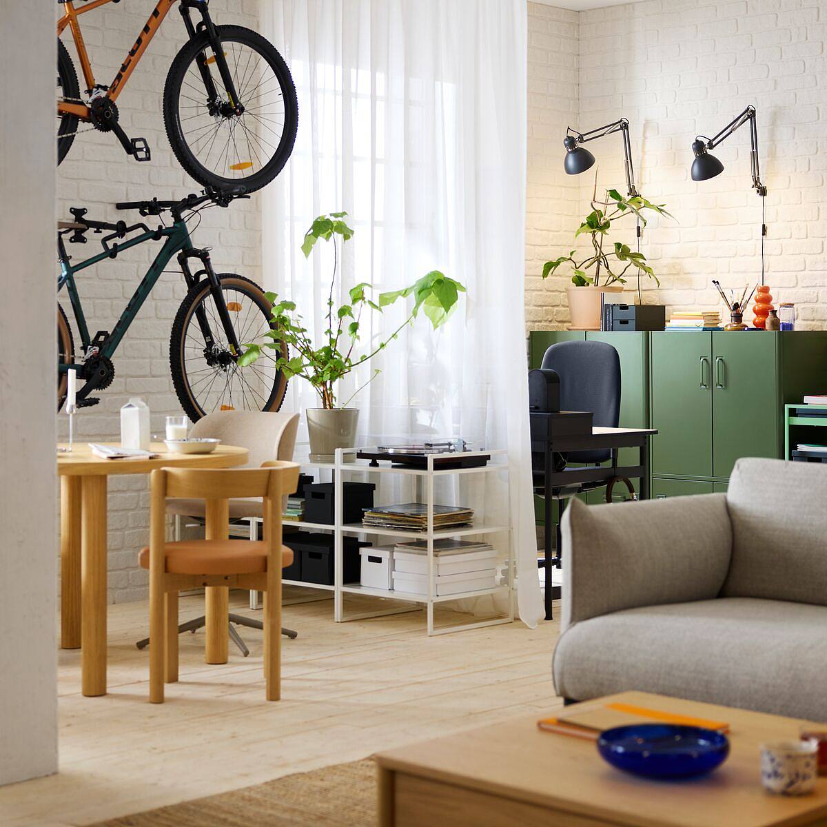 ins-image