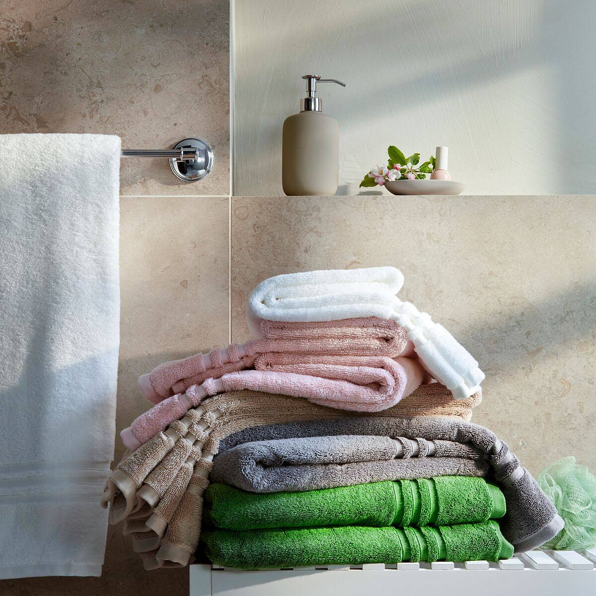 BROKGLIM bath towel pink - IKEA