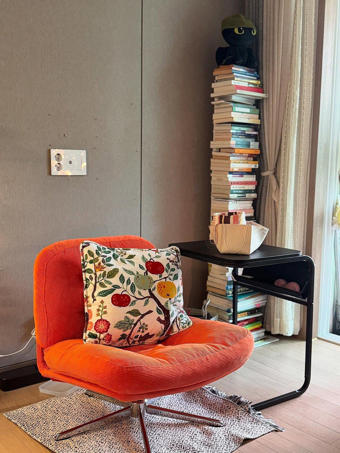 【廃盤・美品】IKEA LOVBACKEN サイドテーブル　オレンジ LÖVBACKEN side table orange - IKEA