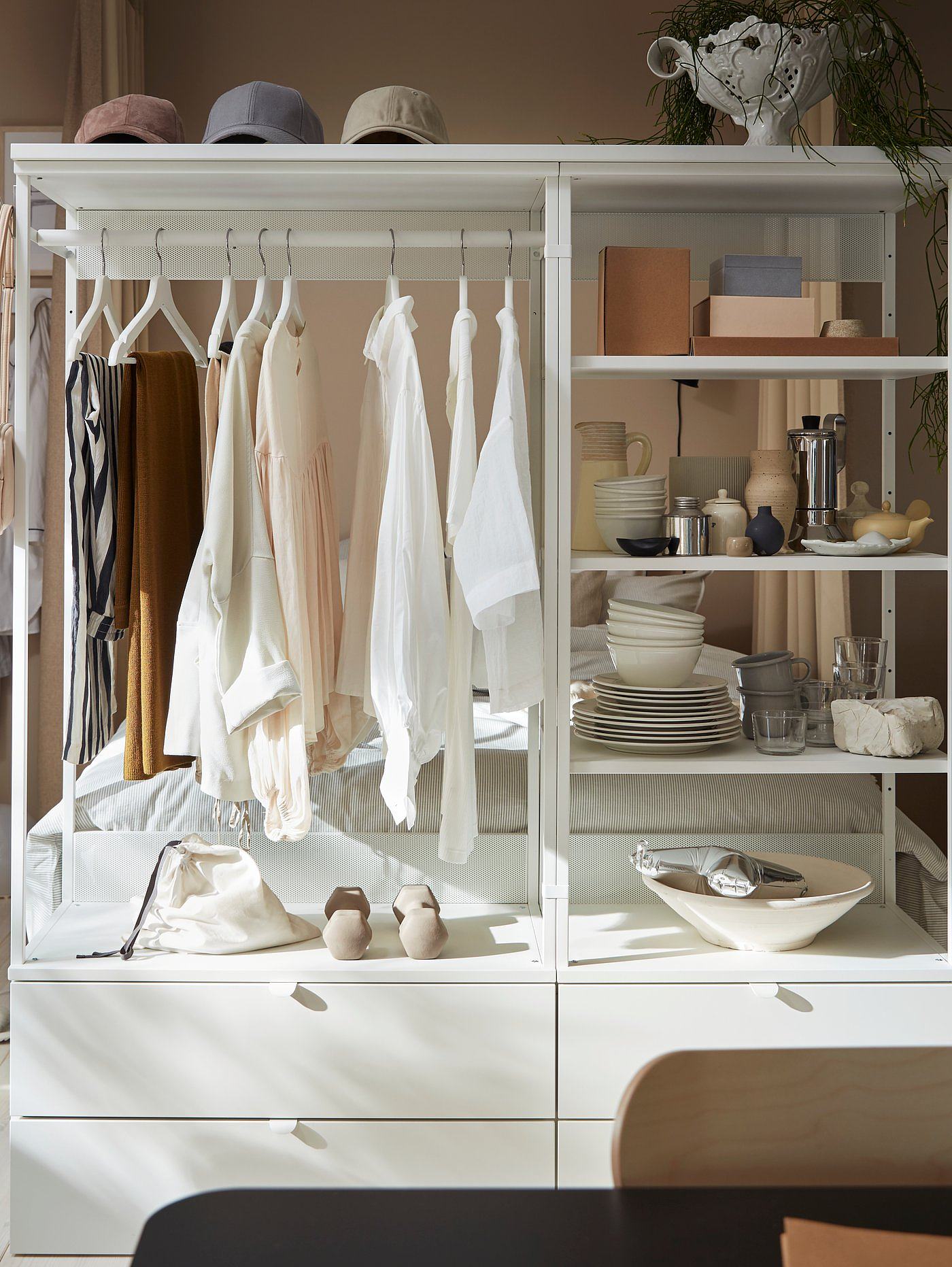 ins-image