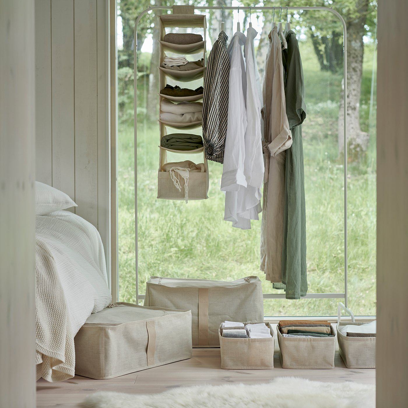 ins-image