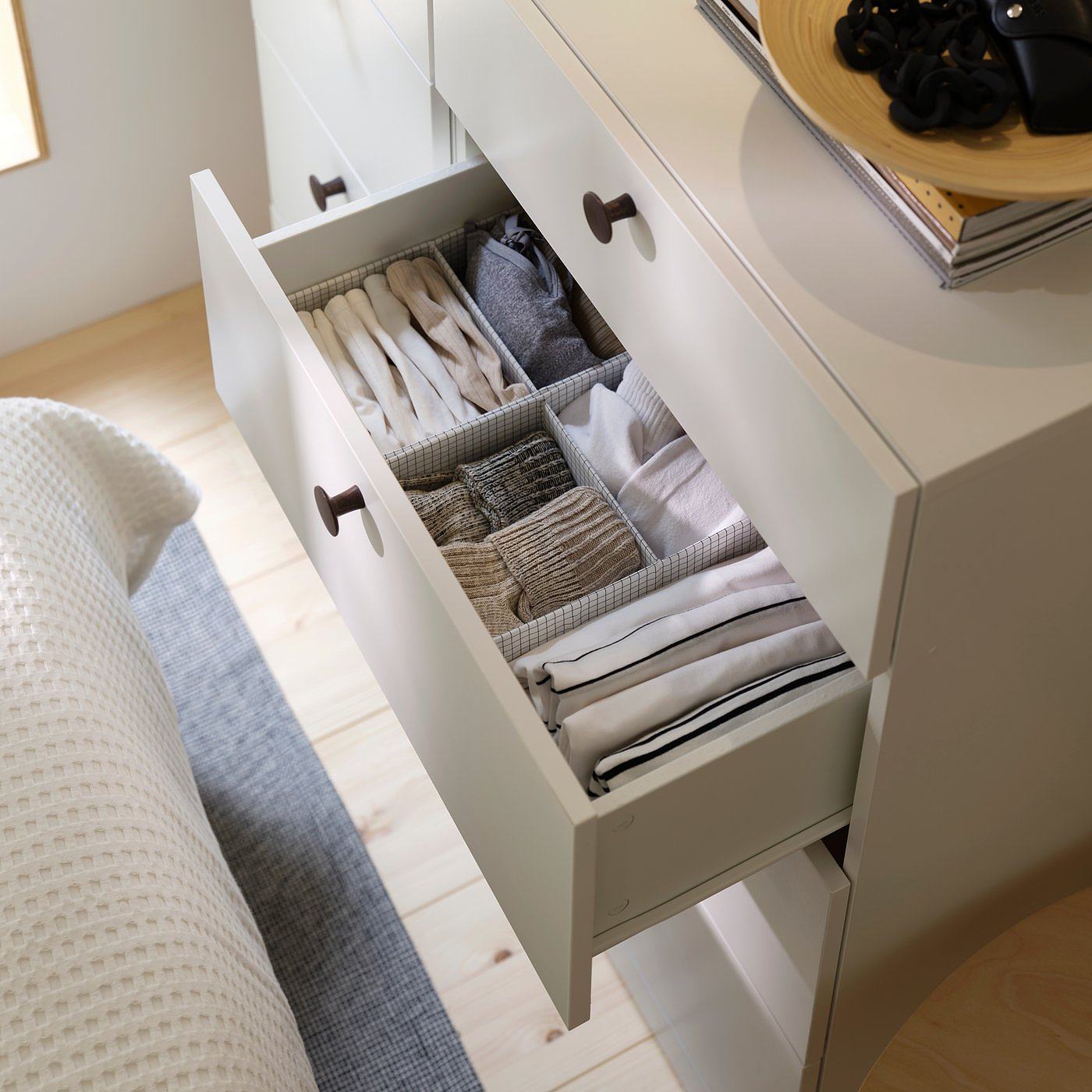 ins-image