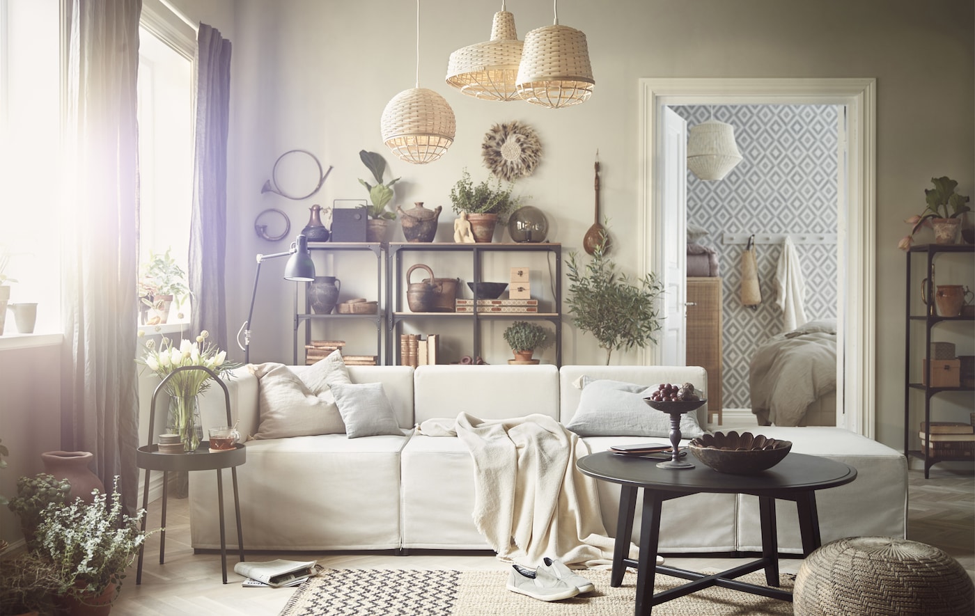 Inspiration for a flexible living room