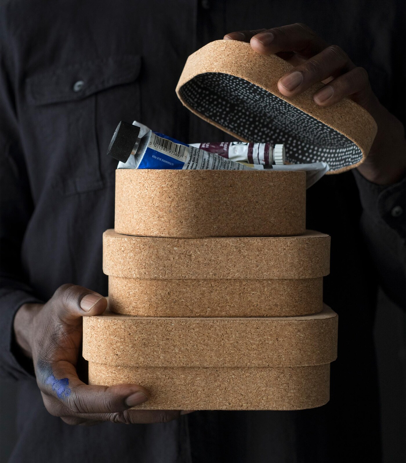 SAMMANHANG collection celebrating collecting