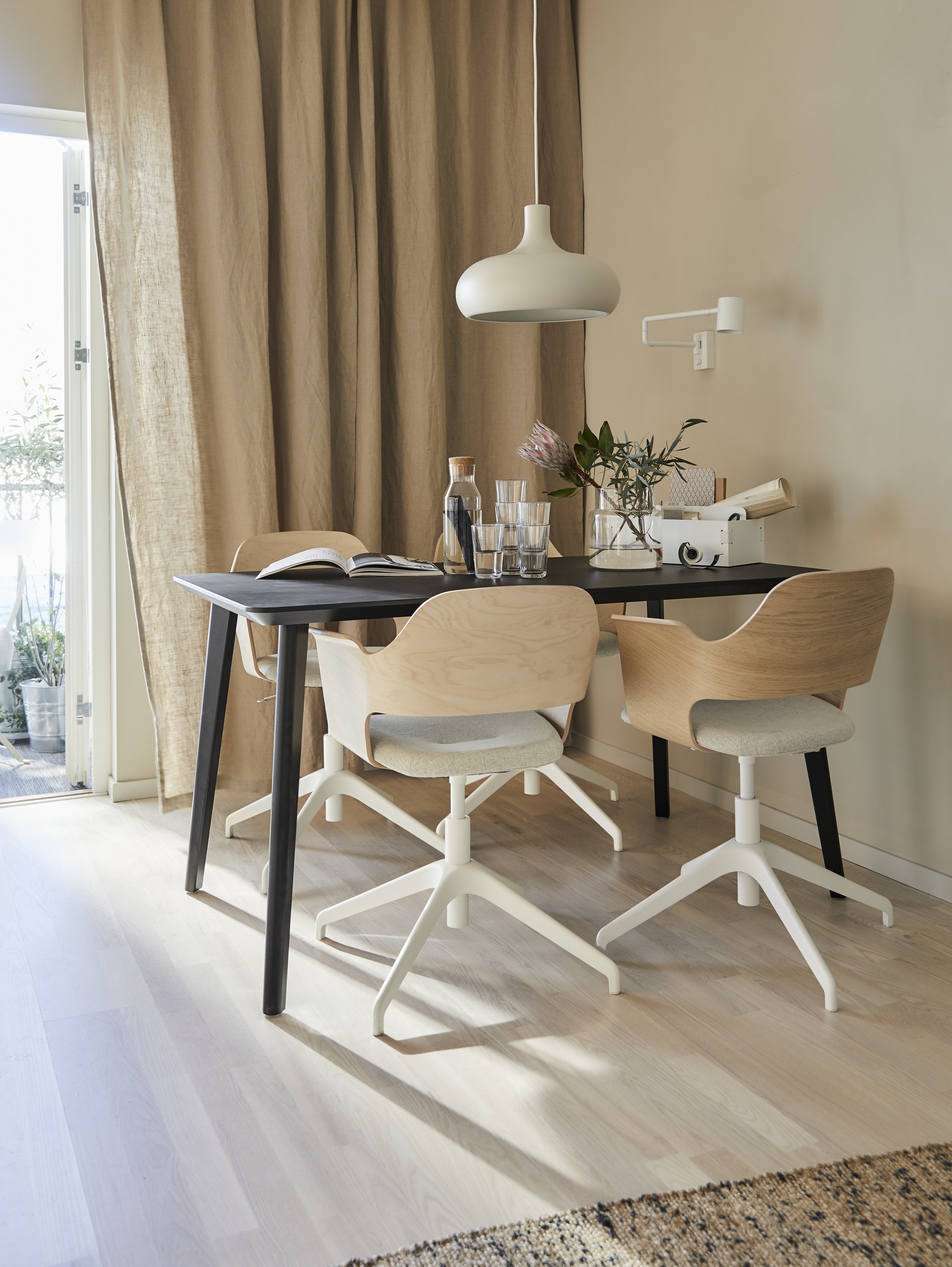 FJÄLLBERGET conference chair white stained oak veneer/Gunnared
