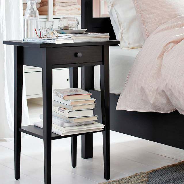 hemnes 汉尼斯 床头桌 >