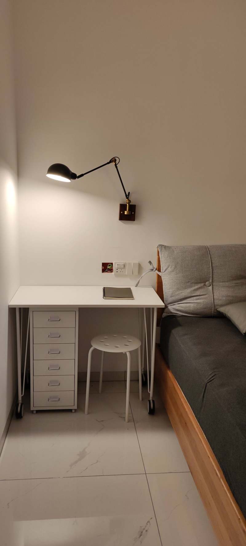 KRILLE 克瑞尔附脚轮桌腿白色- IKEA